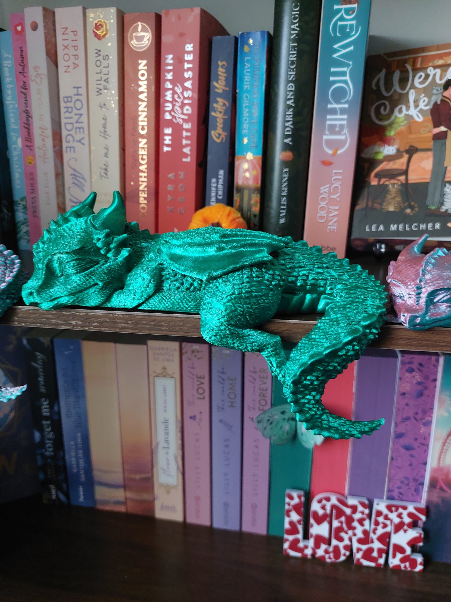 Kantenhocker / Regalhocker Drache XL / XXL