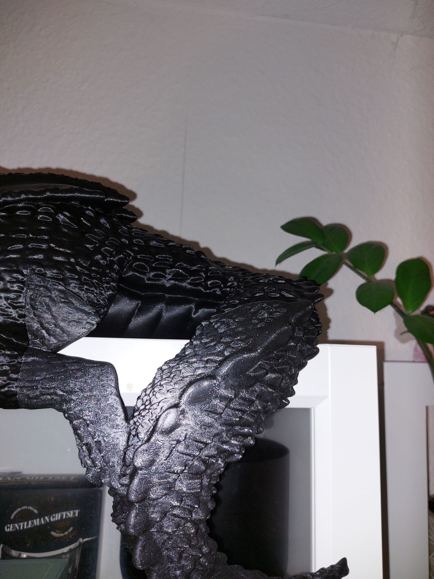 Kantenhocker / Regalhocker Drache XL / XXL