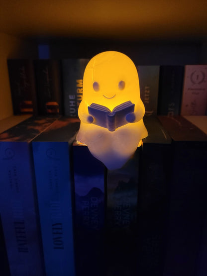 Kantenhocker Lesegeist / Reading Ghost